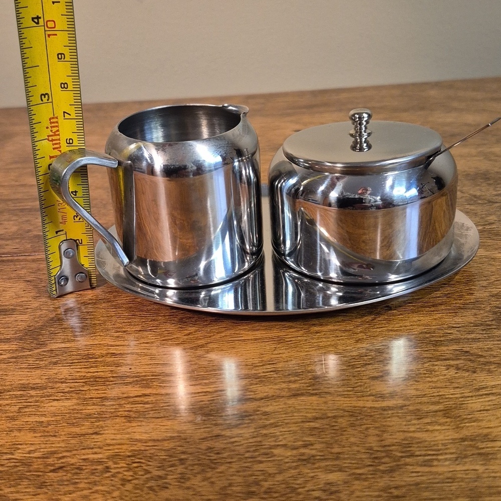 VINTAGE Shiny Chrome Cream and Sugar Set With Spoon And Tray - Picture 14 of 16